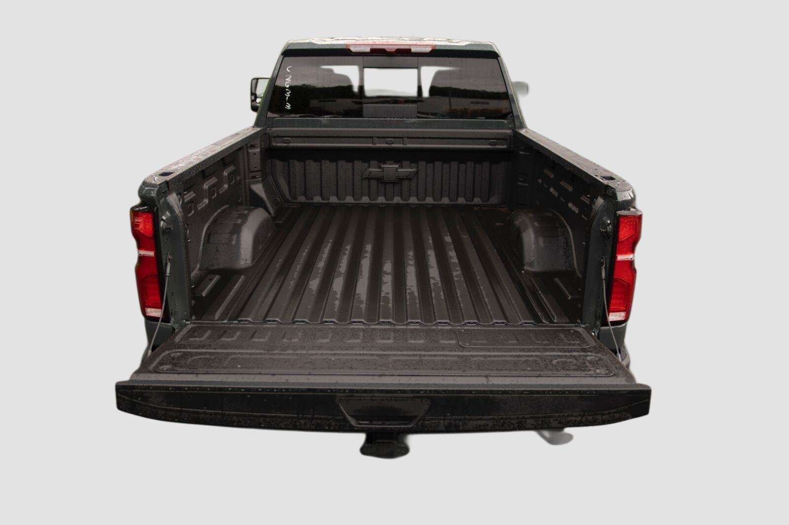 New 2026 Cypress Gray Chevrolet LT image 7