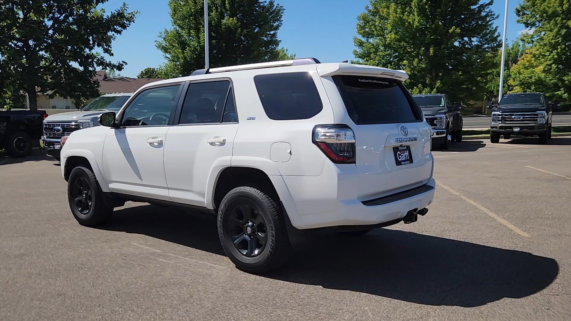 Used 2019 Super White Toyota SR5 image 18