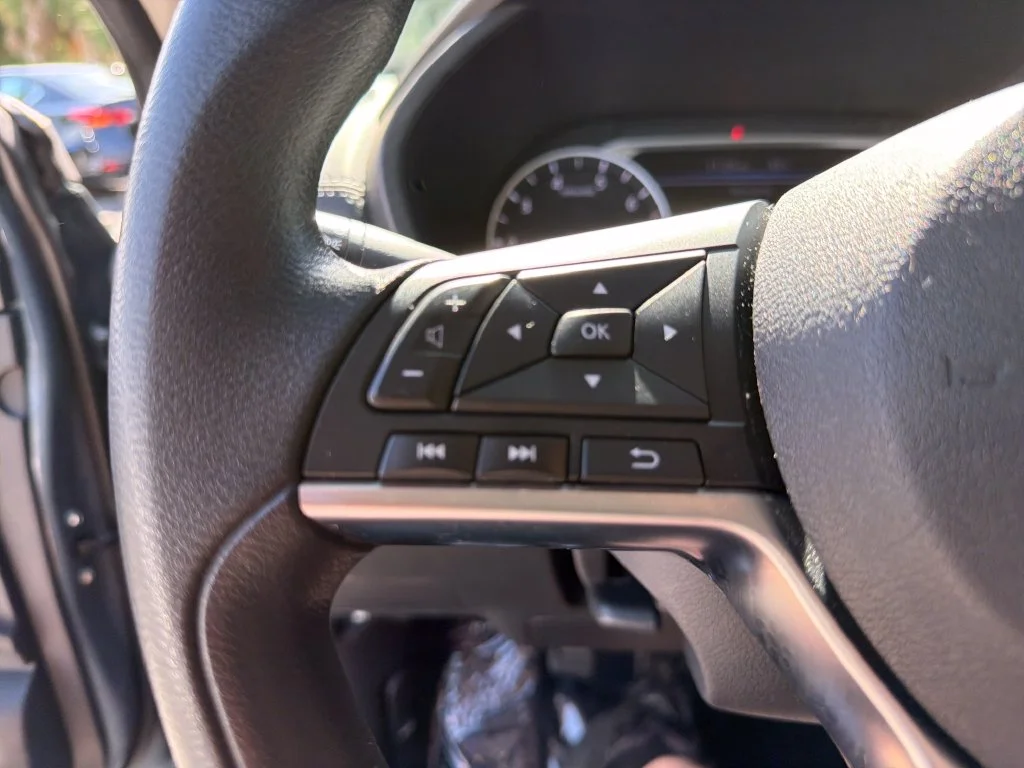Used 2024 Gray Nissan SV image 20
