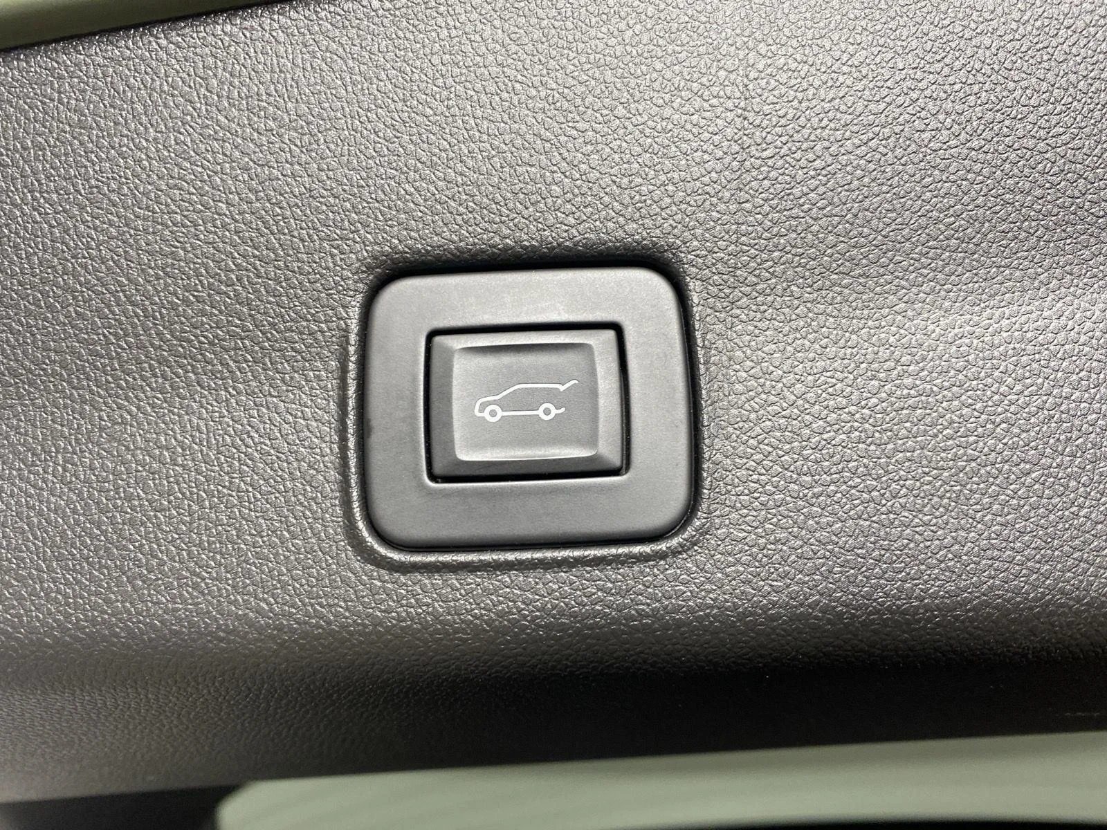 Used 2024 Cacti Green Chevrolet RS image 27