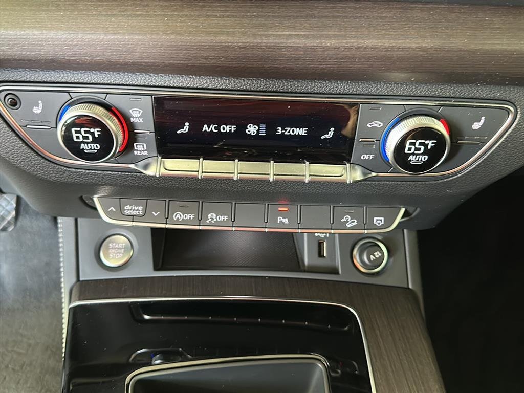 Used 2023 Daytona Gray Pearl Effect Audi S line Premium Plus image 33