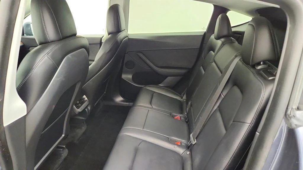 Used 2022 Midnight Silver Metallic Tesla Performance AWD image 25