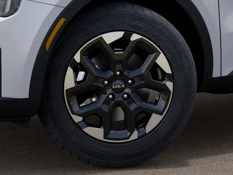 2025 Kia Sorento S - Photo 9