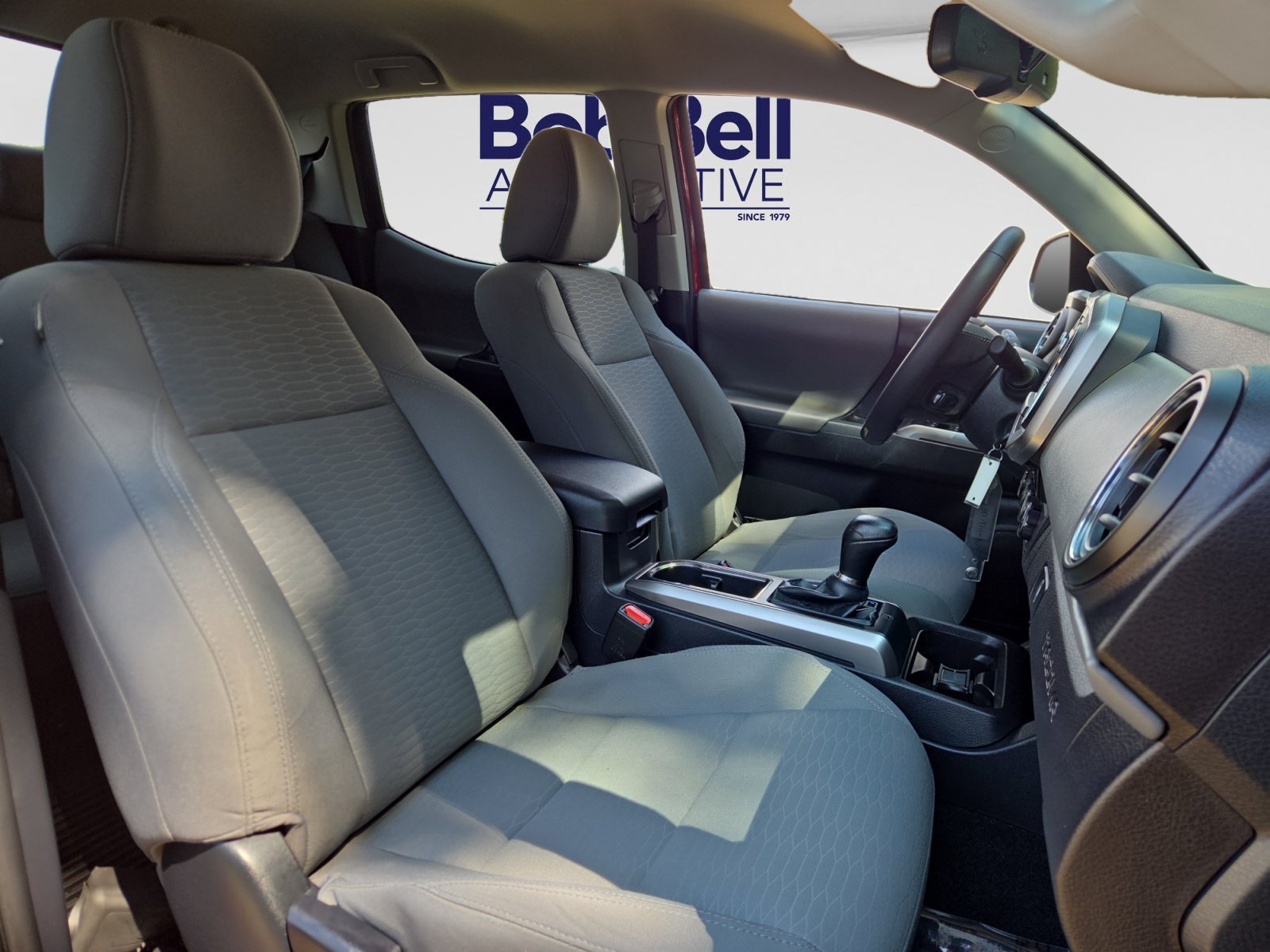 2016 Toyota Tacoma SR5 - Photo 15