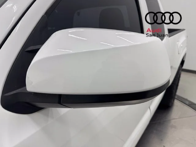 Used 2018 White Toyota SR image 9