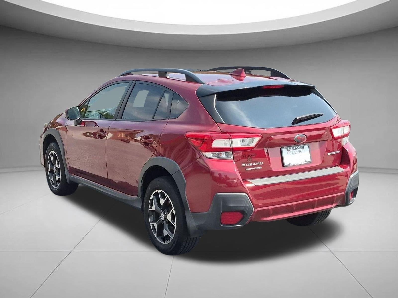 Used 2018 Venetian Red Pearl Subaru Premium image 3