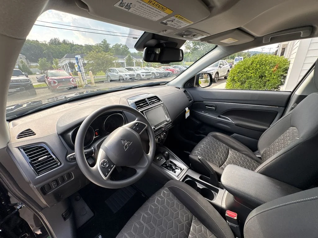 New 2026 Black Mitsubishi  image 16