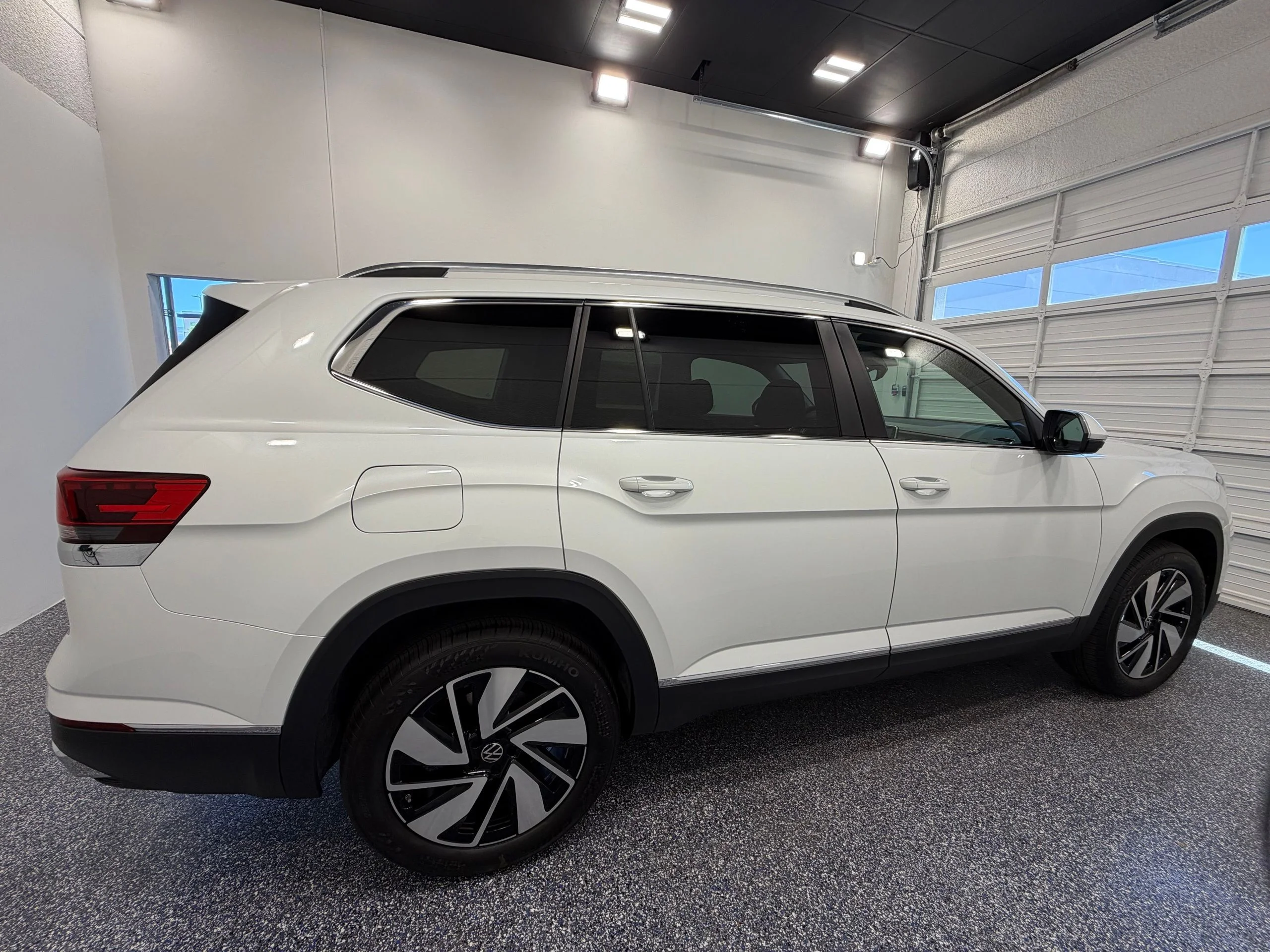 New 2026 White Volkswagen 2.0T SEL image 7