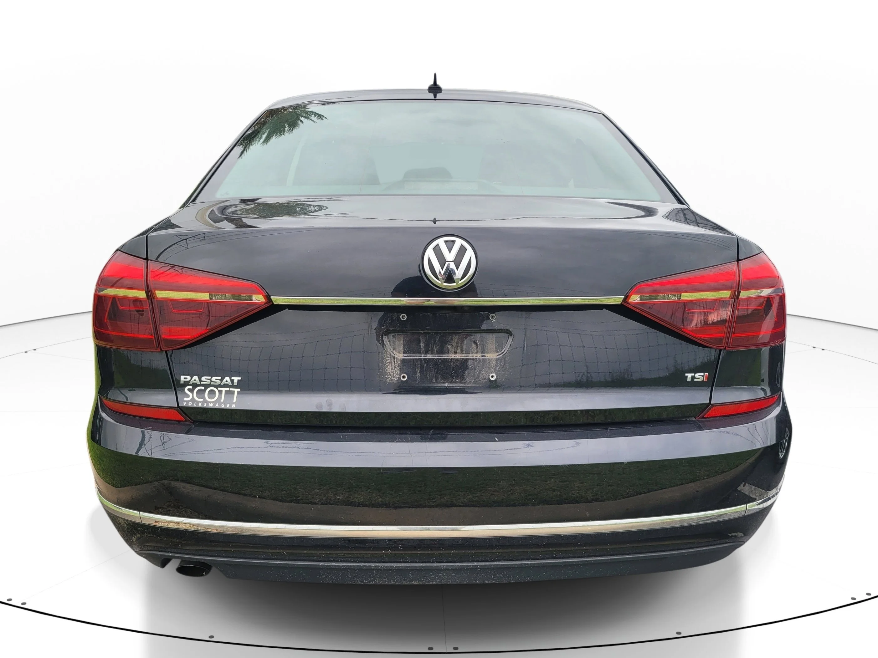 Used 2017 Deep Black Volkswagen 1.8T S image 5