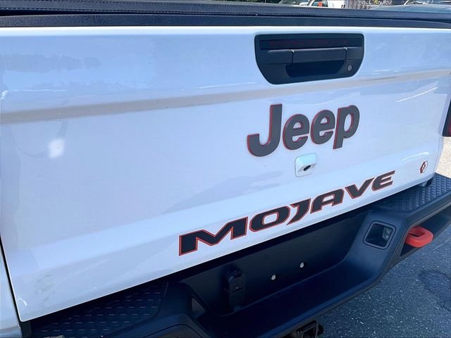 Used 2020 White Jeep Mojave image 8
