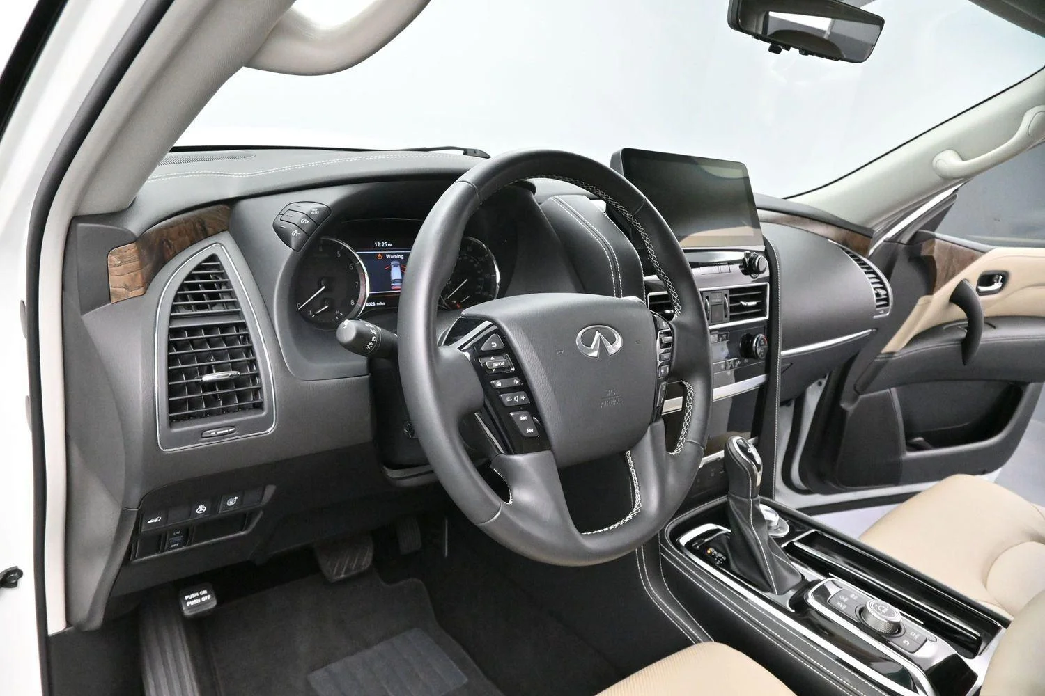 Used 2023 Moonstone White INFINITI PREMIUM SELECT image 19