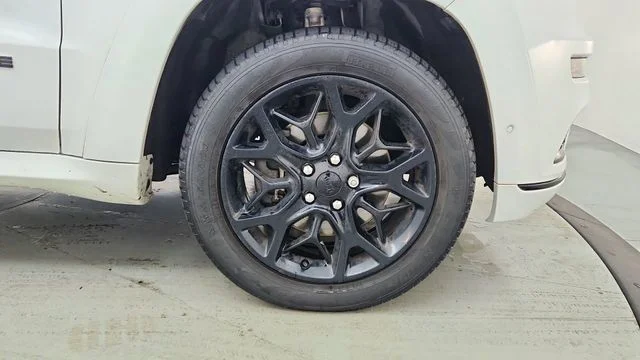 Used 2021 White Jeep Limited X image 23