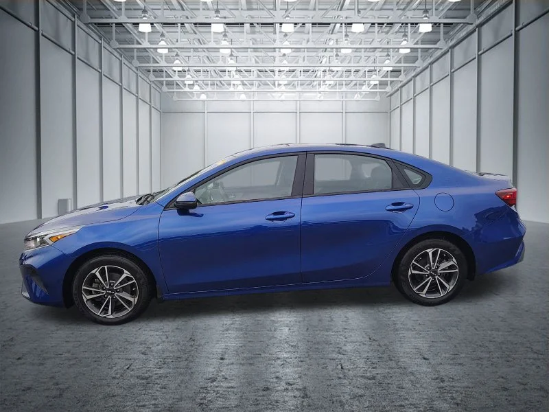 Used 2024 Blue Kia LXS image 9