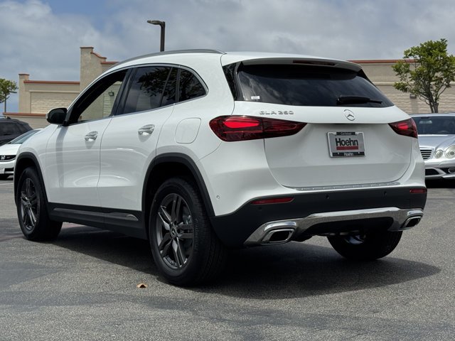 New 2026 Polar White Mercedes-Benz GLA 250 image 8