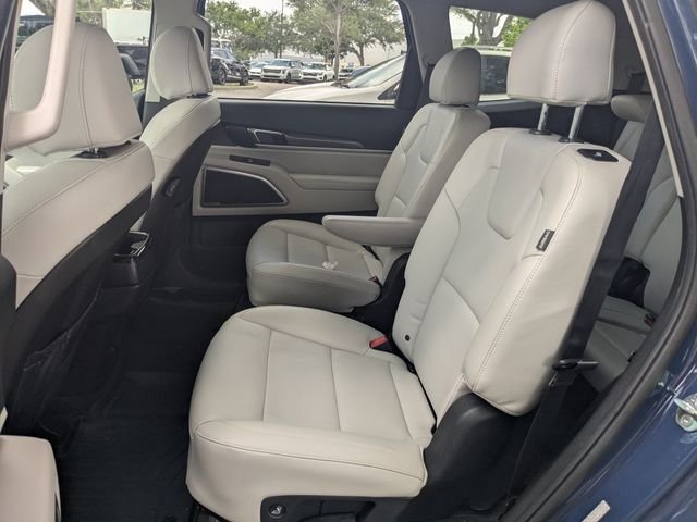Certified Used 2024 Black Kia S image 12