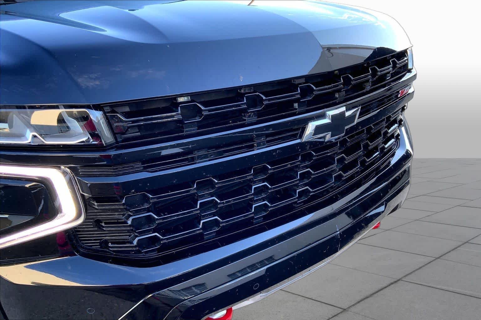 Certified Used 2023 Black Chevrolet Z71 image 30