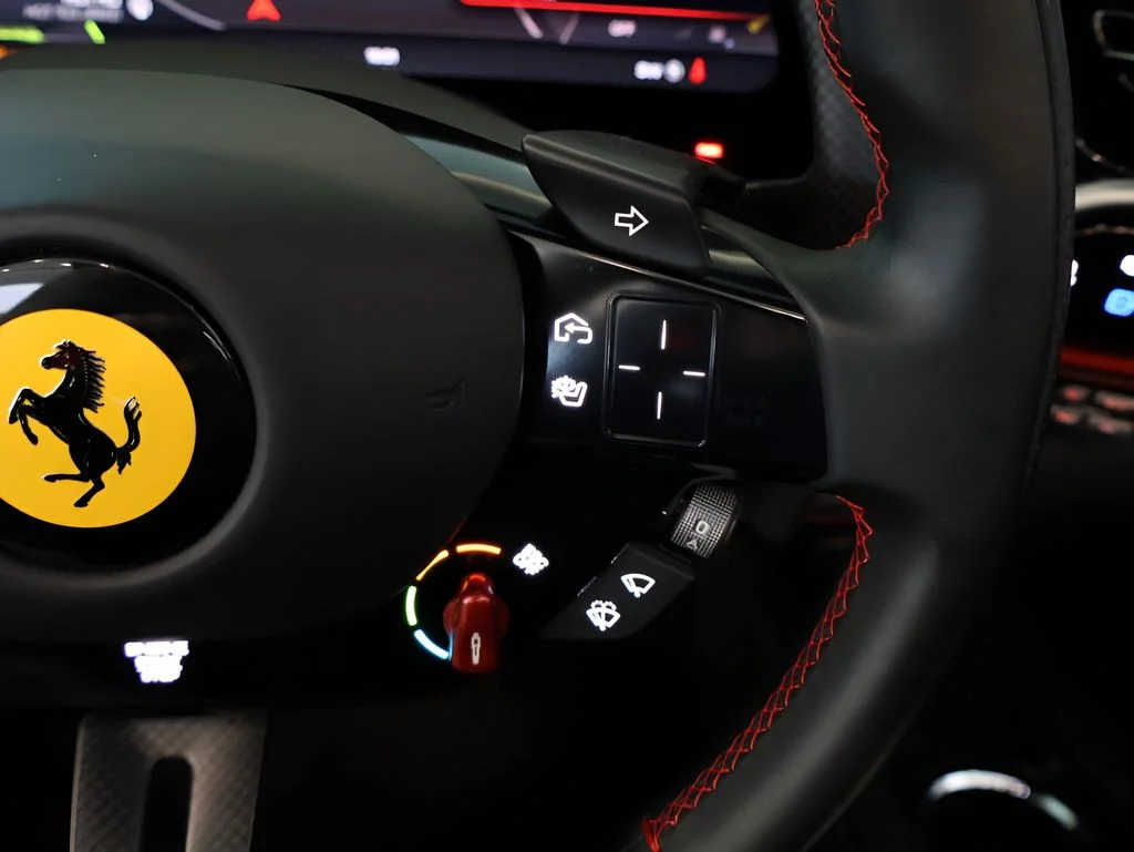 Used 2024 Rosso Ferrari F1-75 OPACO Ferrari  image 40