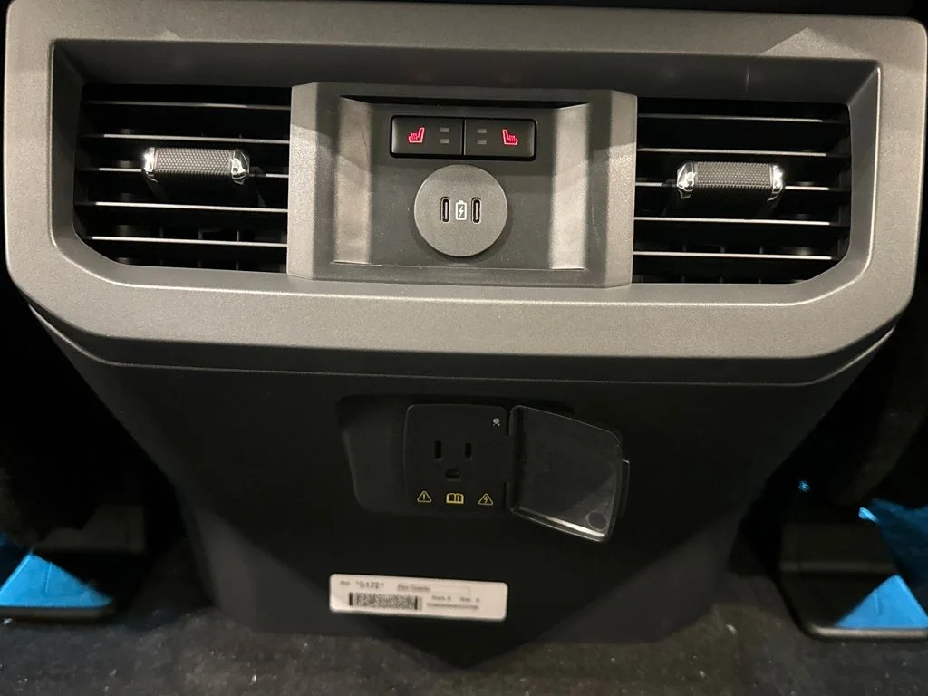 New 2026 Gray Ford Lariat image 30