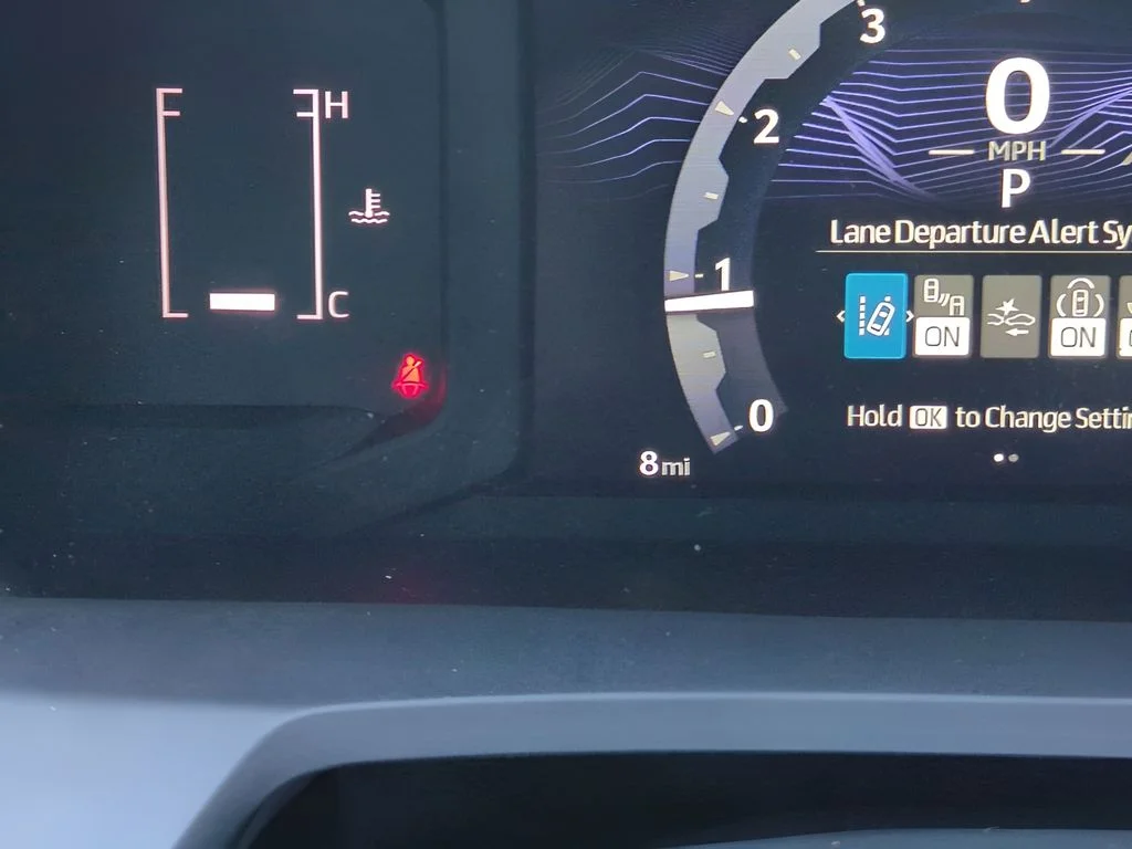 2025 Toyota Tacoma SR5 - Photo 26