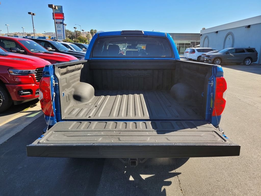 Certified Used 2018 Blue Toyota SR5 image 10