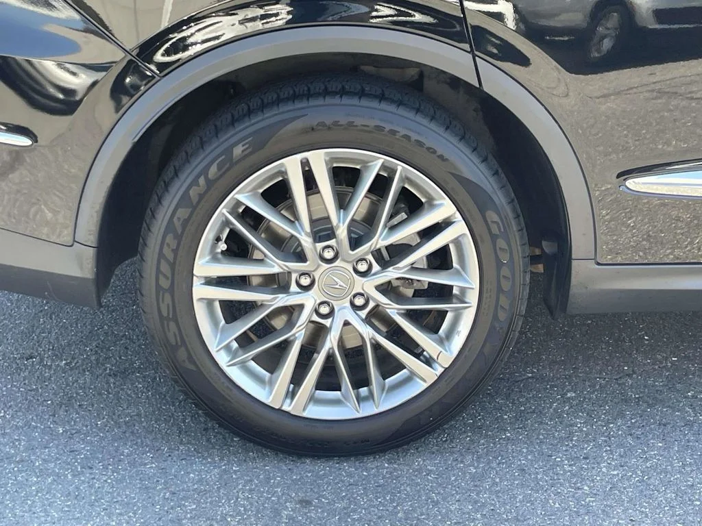 Certified Used 2023 Black Acura Advance image 13