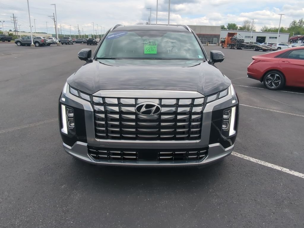 Certified Used 2023 White Hyundai Calligraphy image 3