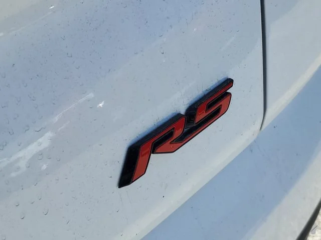 New 2027 Summit White Chevrolet RS image 31
