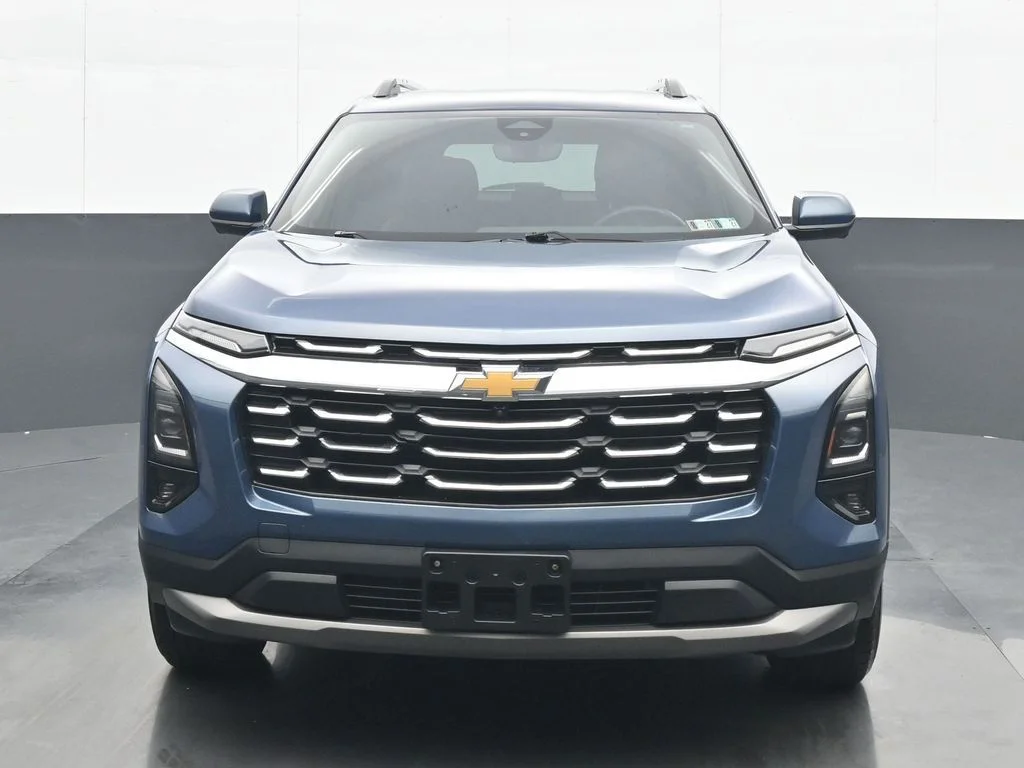 Used 2025 Blue Chevrolet LT image 1