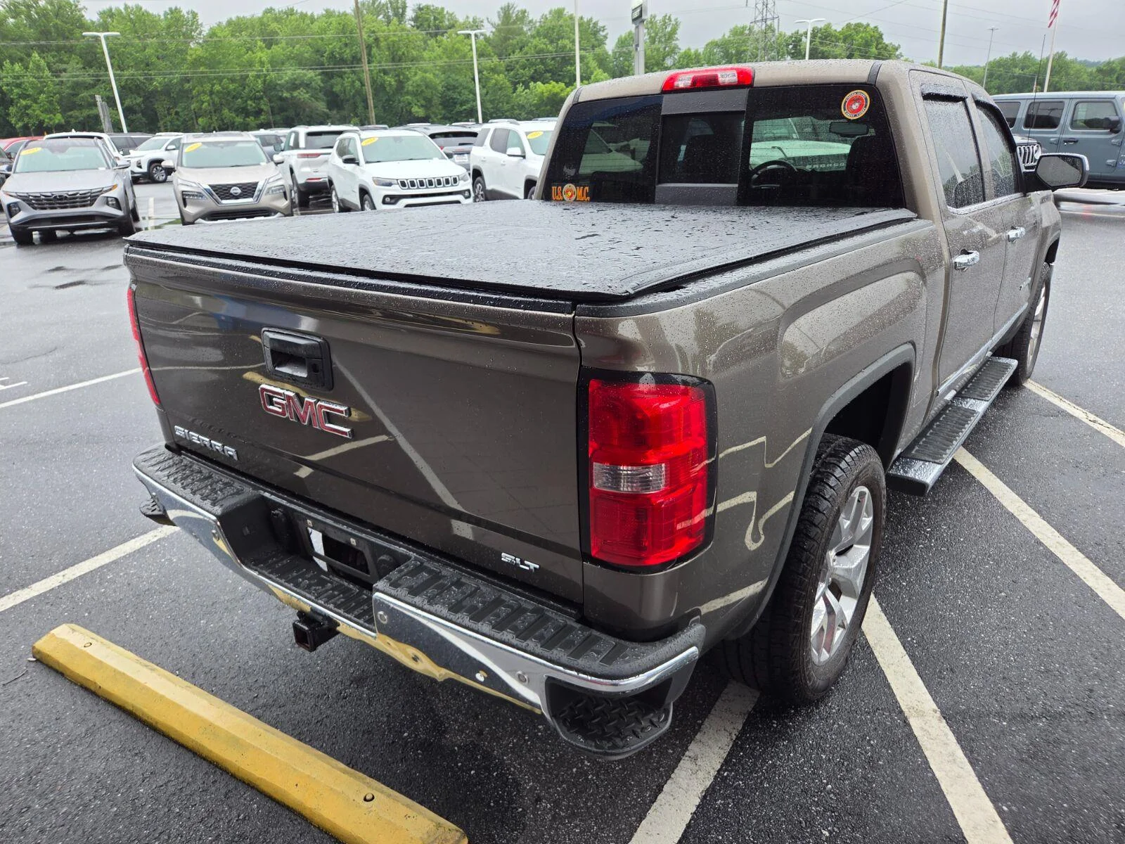 Used 2015 BRONZE ALLOY METALLIC GMC SLT image 6