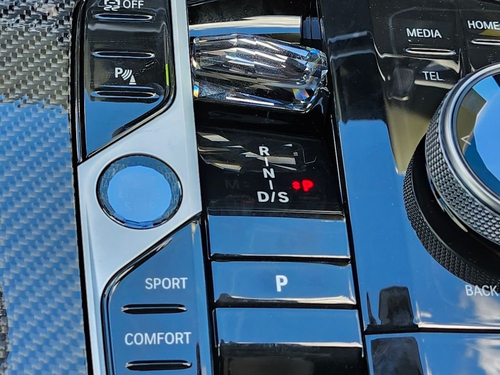 New 2026  BMW M60i image 27