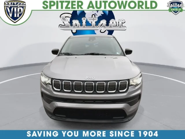 Used 2022 Silver Jeep Sport image 3