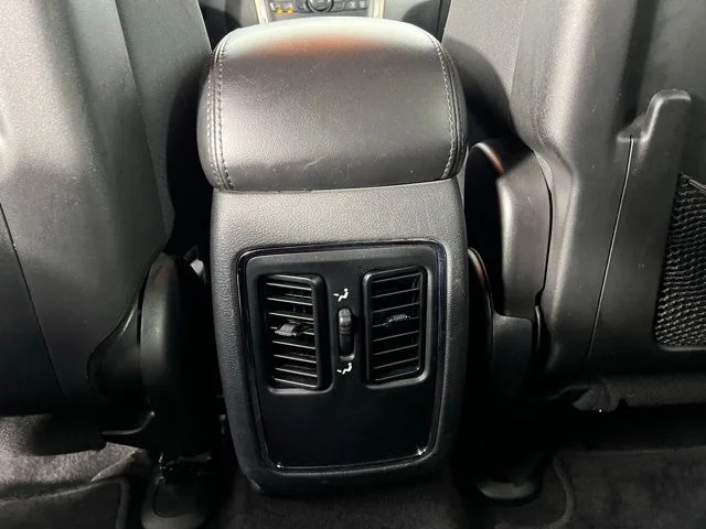 Used 2016 Red Jeep Laredo image 34