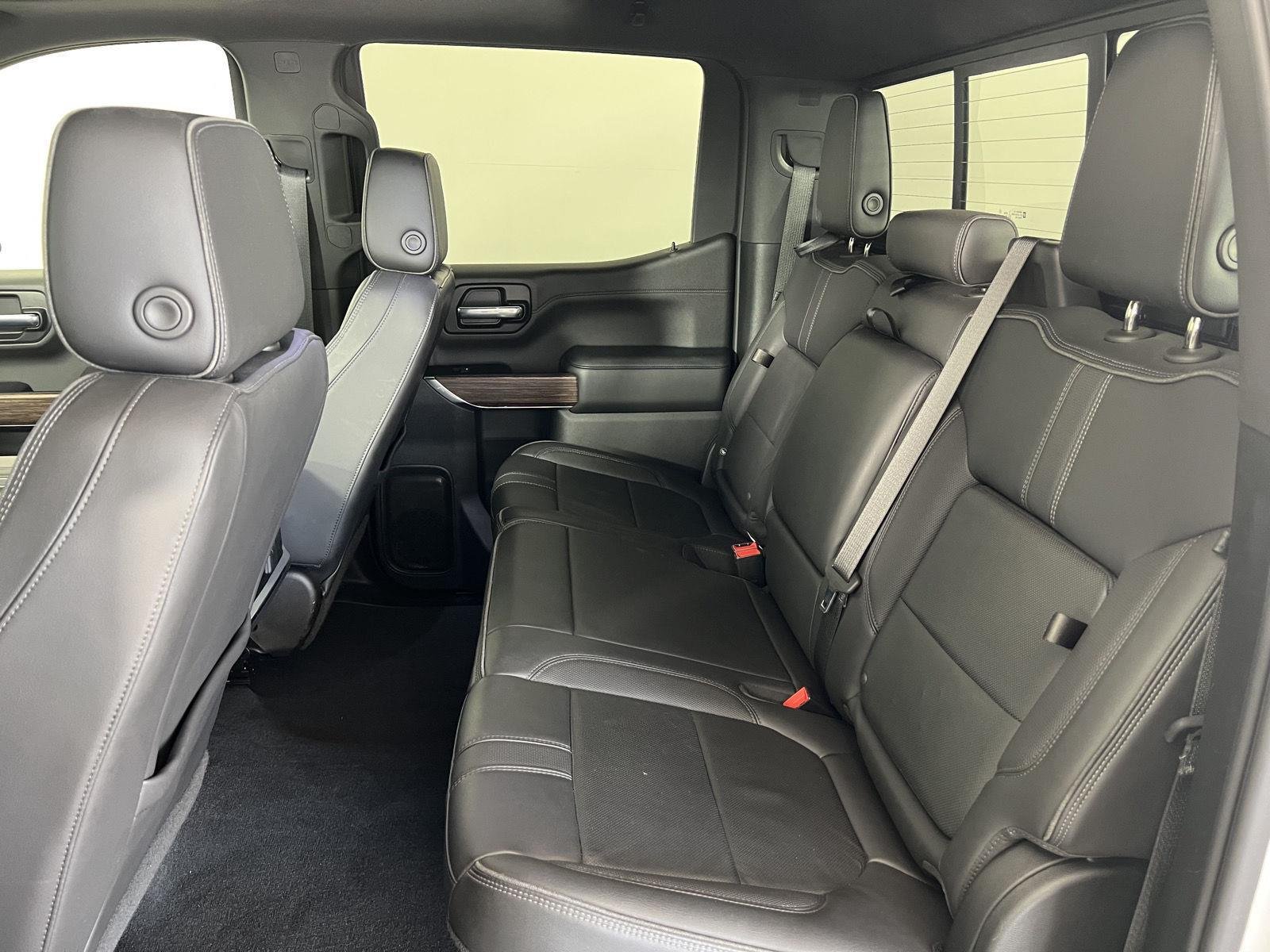 Used 2021 Pearl Chevrolet High Country image 20