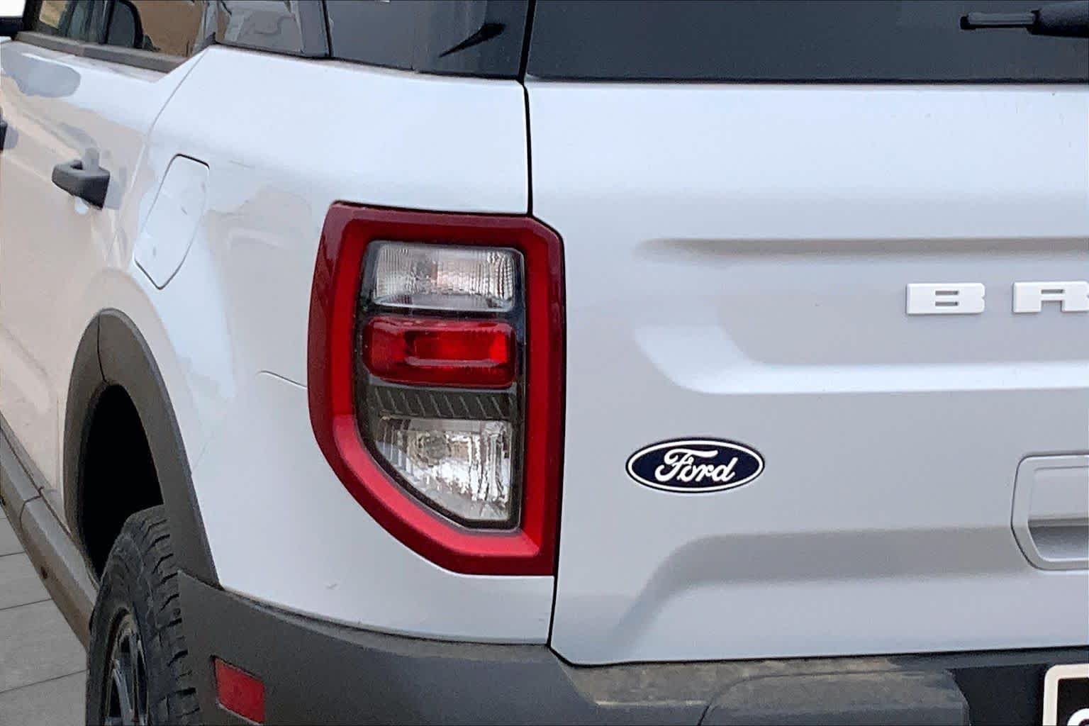 New 2026 Space White Metallic Ford Badlands® image 14