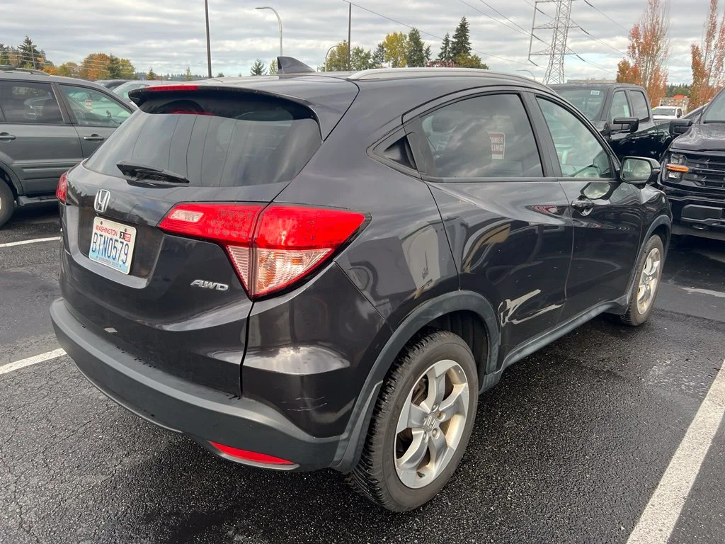 Used 2017 Mulberry Metallic Honda EX-L image 9
