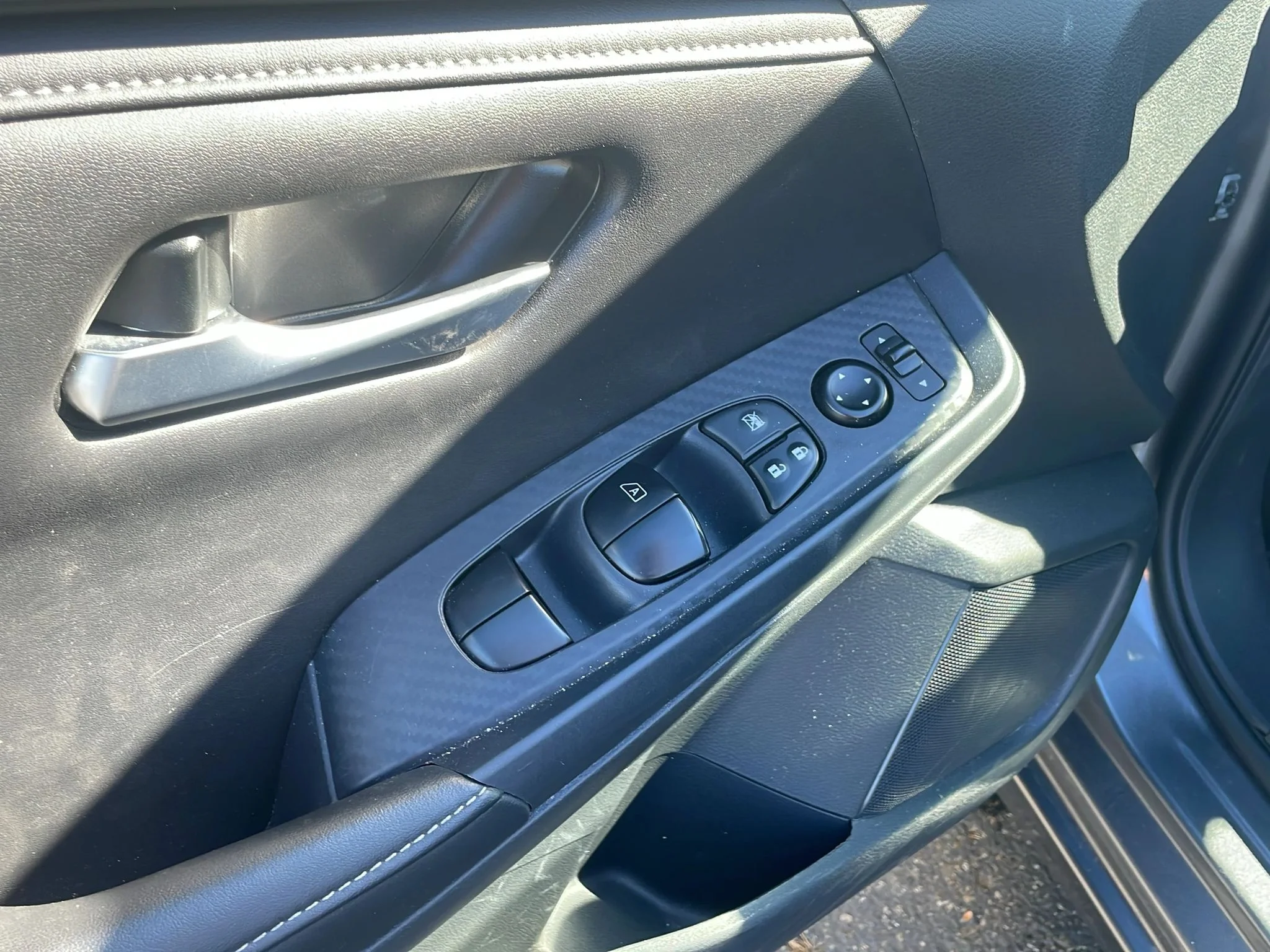 Used 2024 Gun Metallic Nissan SV image 11