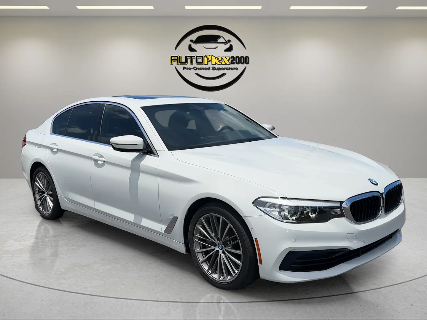 2020 BMW 5 Series 540i Sedan's photo