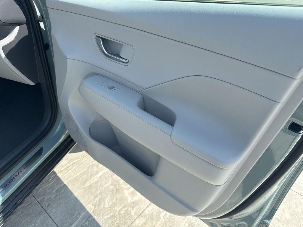 New 2026 Green Hyundai SEL Premium AWD image 32