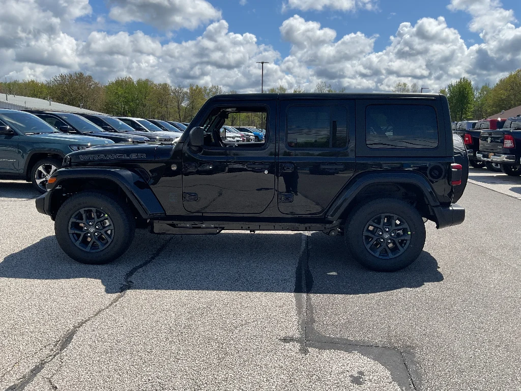 New 2026 Black Clearcoat Jeep 85th Anniversary image 5