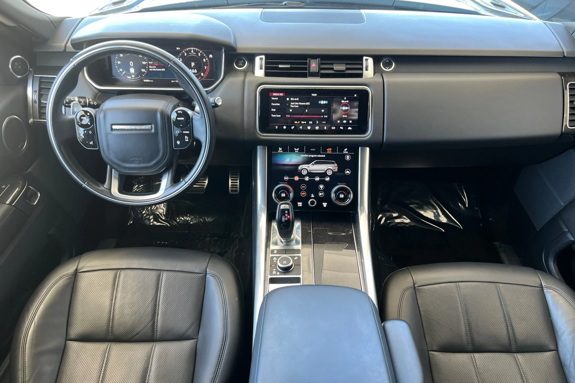 Used 2022 Eiger Grey Metallic Land Rover HSE Silver Edition image 3