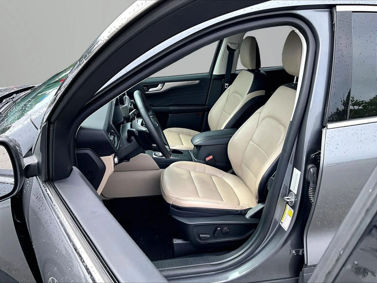 Used 2022 Gray Ford Titanium image 26