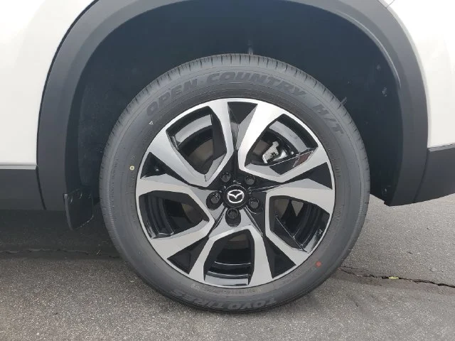 New 2026 Rhodium White Metallic Mazda 2.5 S Preferred AWD image 18