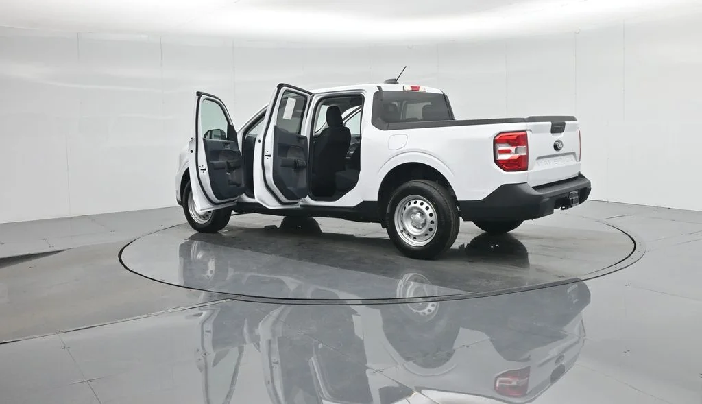 New 2026 Oxford White Ford XL image 31