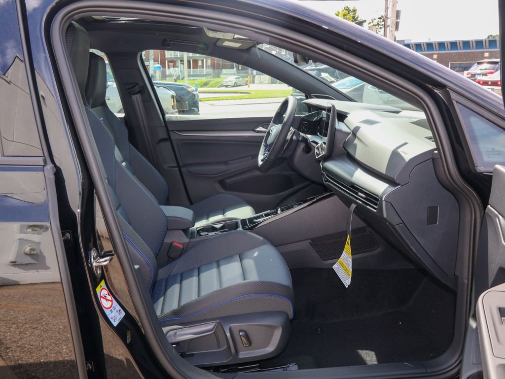 New 2026 Black Volkswagen 2.0T image 31