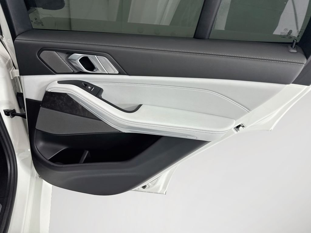 Certified Used 2024 Alpine White BMW xDrive40i image 26