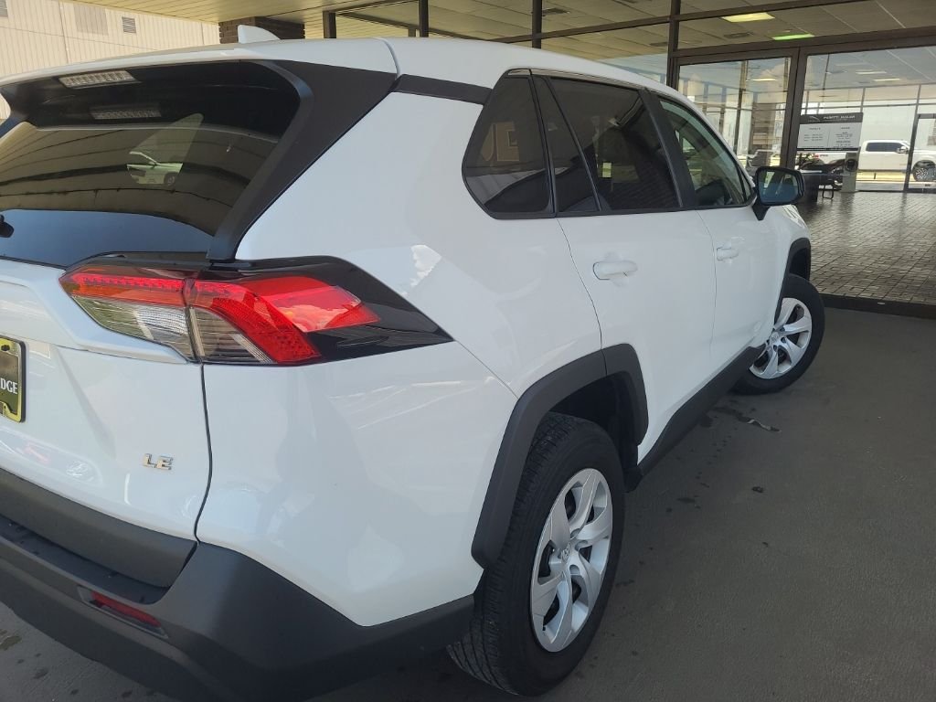 Used 2025 White Toyota LE image 6