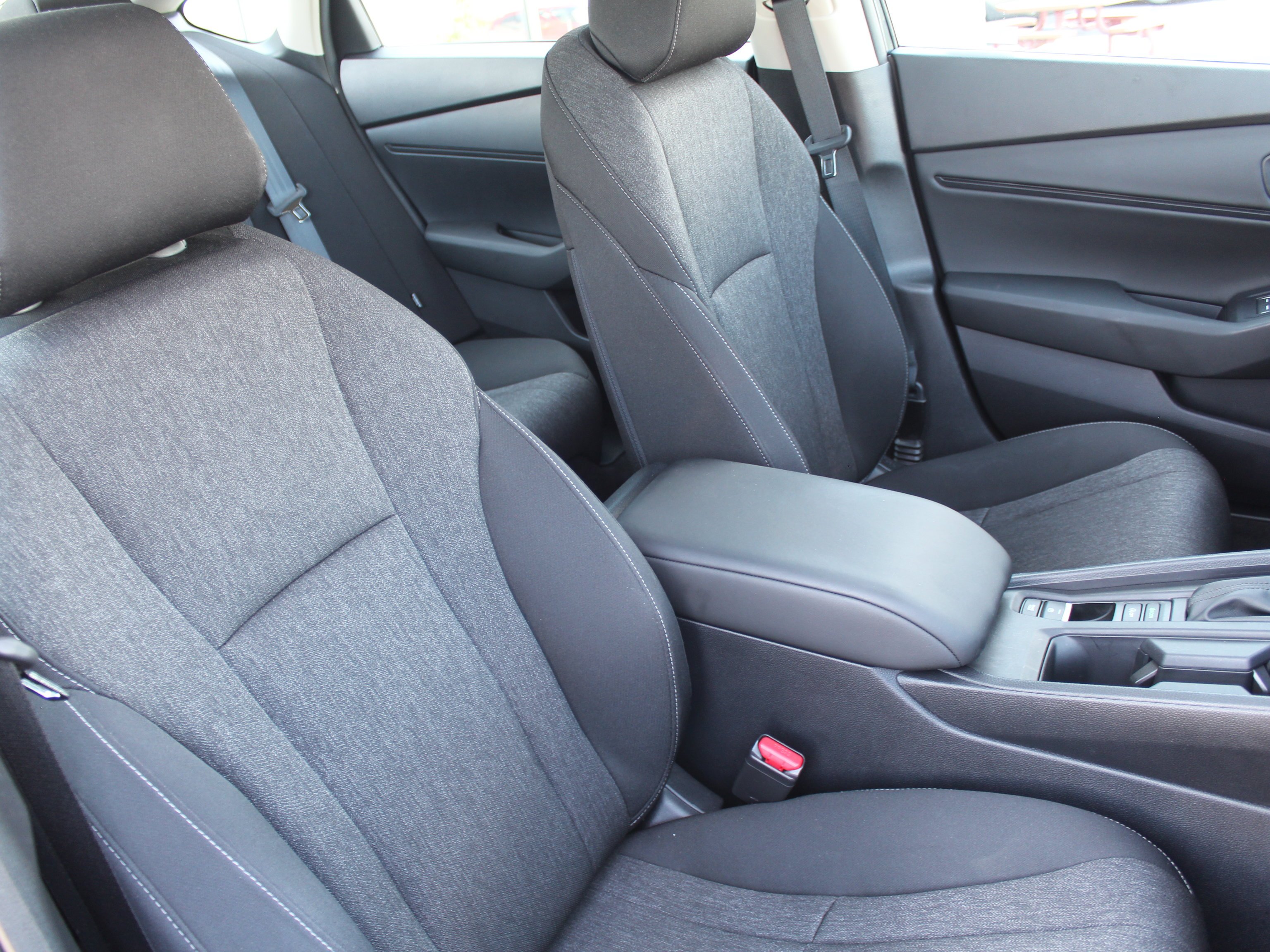 Used 2025 Blue Honda SE image 31