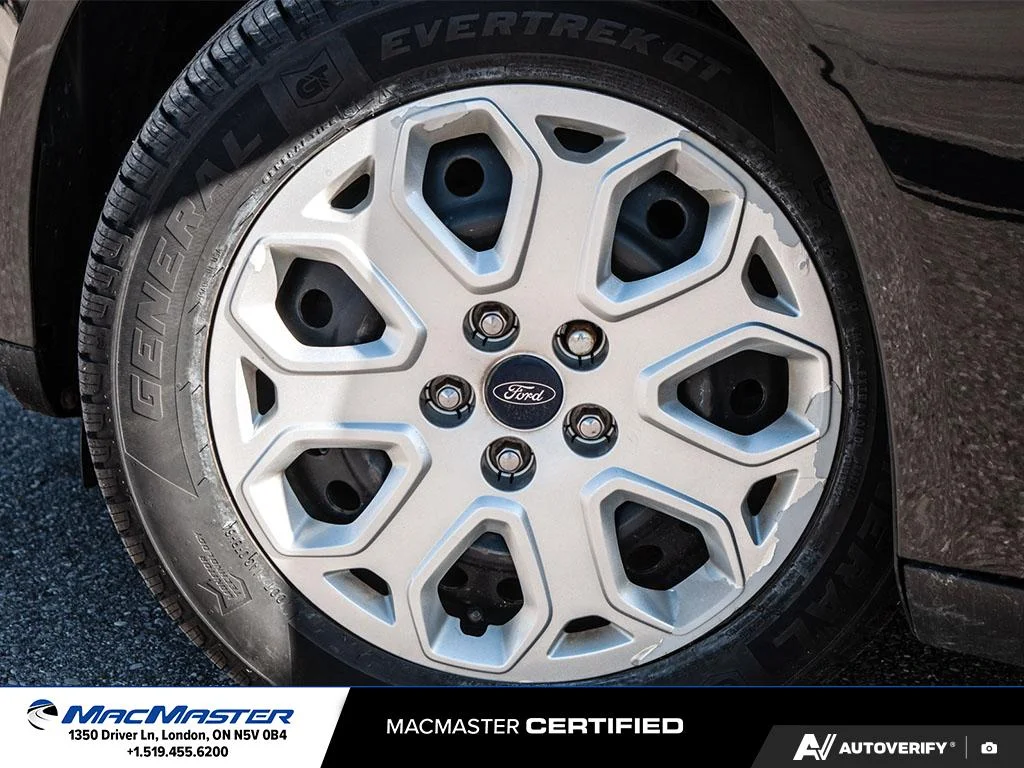 Used 2013  Ford SE image 9
