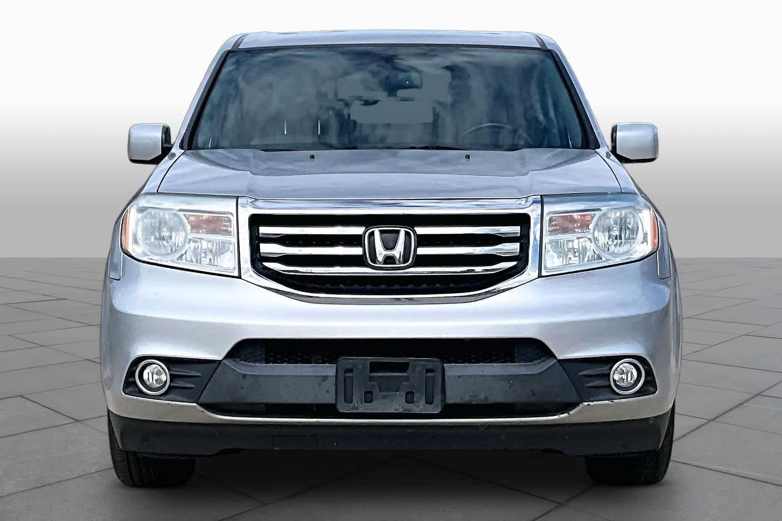 Used 2014 Alabaster Silver Metallic Honda EX-L image 4