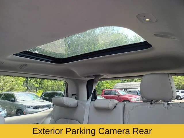 Used 2023 Black Jeep Base image 22